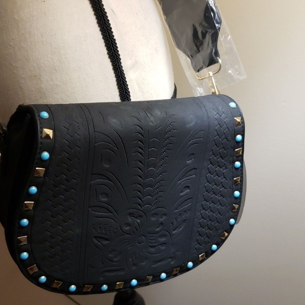 FINAL SALE KISS ME COUTURE CROSSBODY